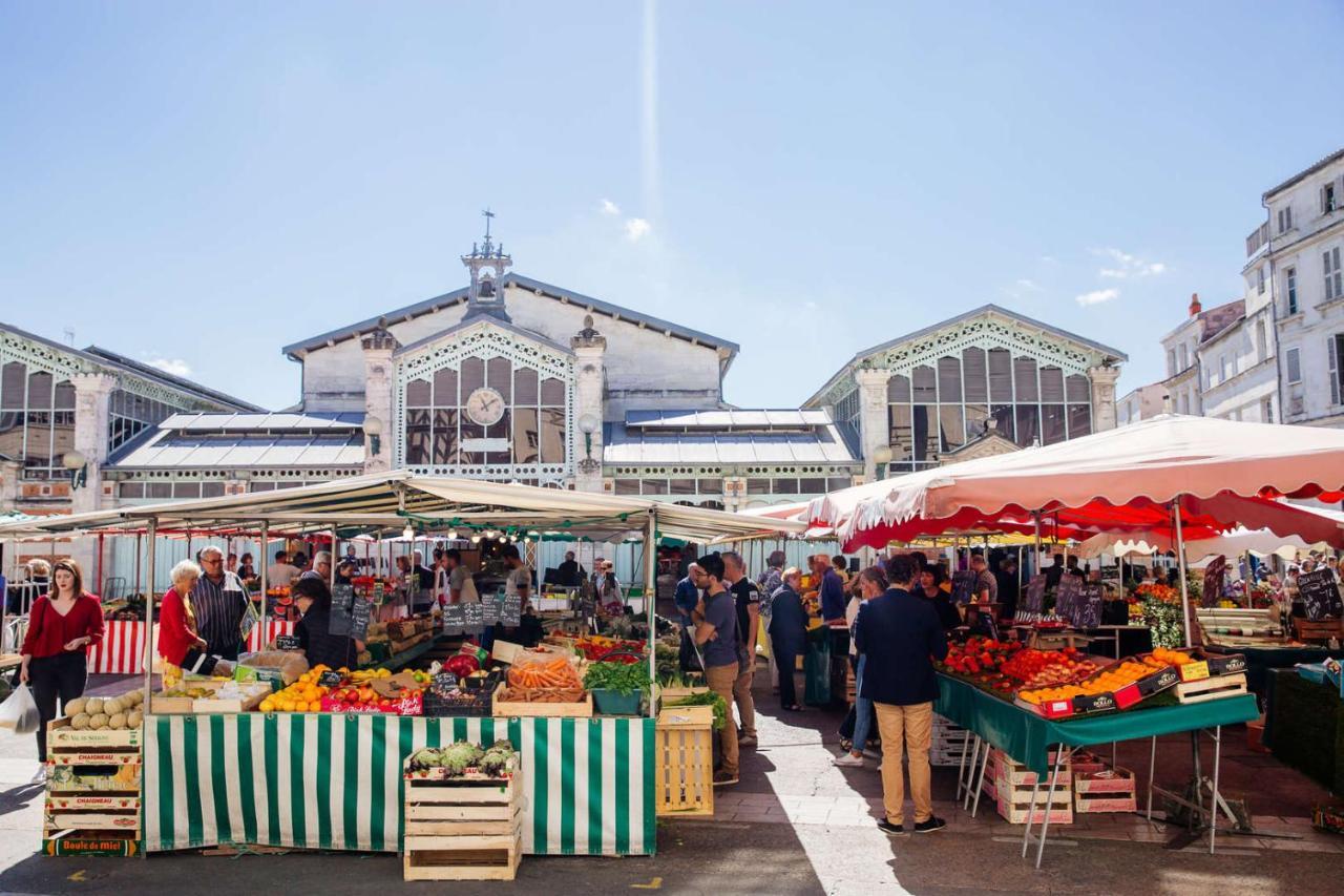 Charmant Cocon Iode Cosy Equipe, Baigne De Lumiere, Situe Au Coeur De La Rochelle A 1Min A Pied Du Marche Central Avec Tv Et Wifi Ngoại thất bức ảnh